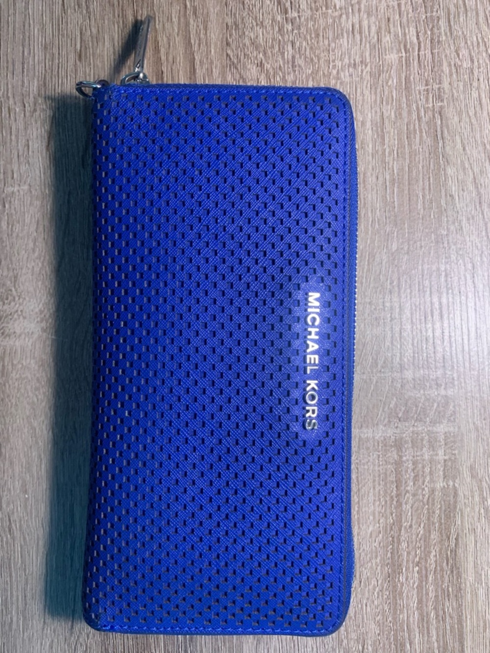 Michael Kors Jet Set Travel Perforated Continental Wallet